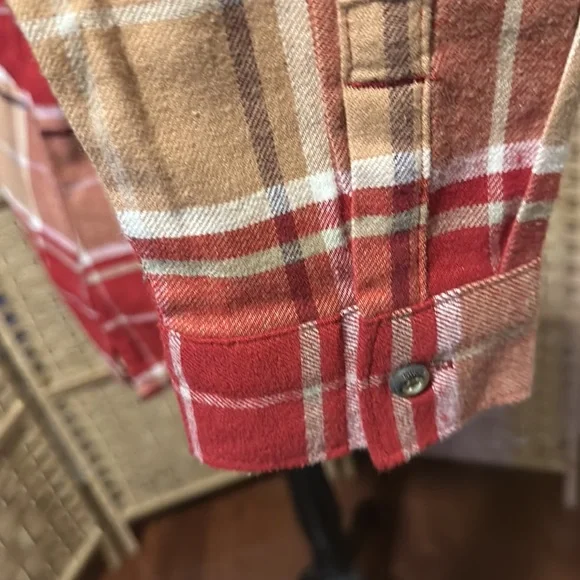 Columbia Plaid Flannel Shirt Button Down L NWT - Picture 8 of 12